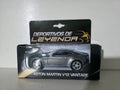 Auto de colección a escala: Aston martin V12 vantage