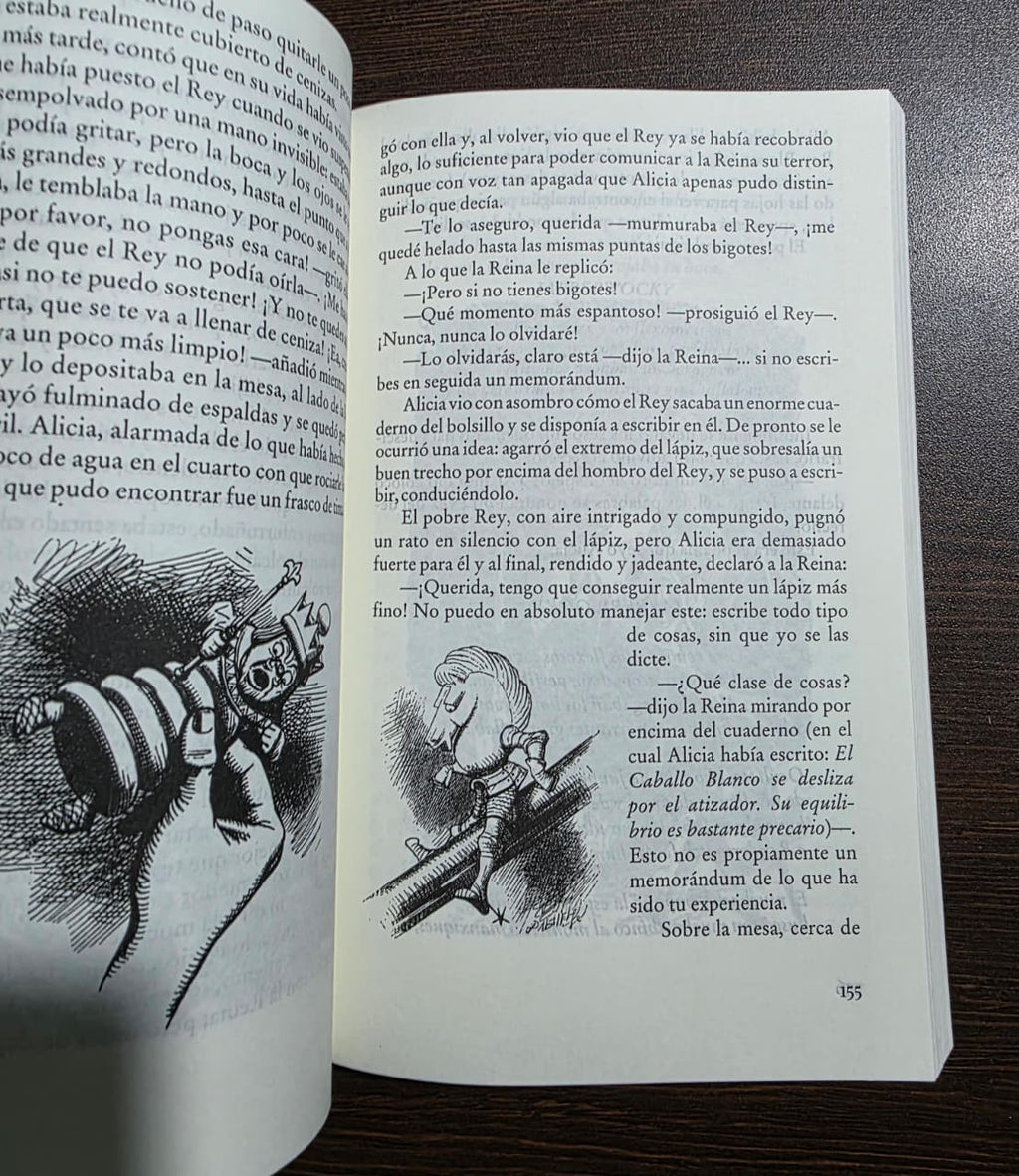 Alicia en el país de las maravillas. Debolsillo-Penguin Random house